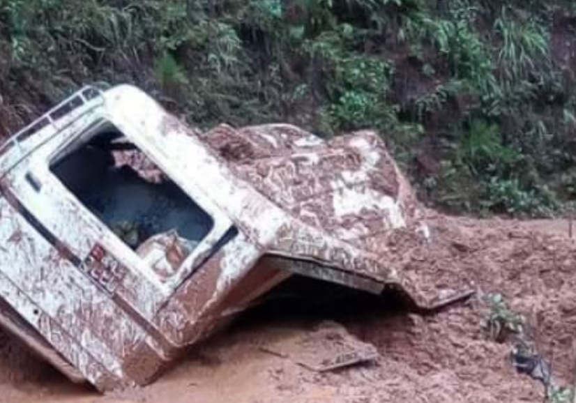 जीप दुर्घटना हुँदा एकको घटनास्थलमै मृत्यु, २ गम्भीर घाइते