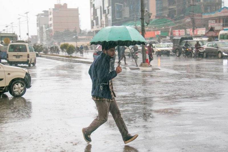 आजको मौसम : धेरै स्थानमा भारी वर्षा, सर्तक रहन आग्रह