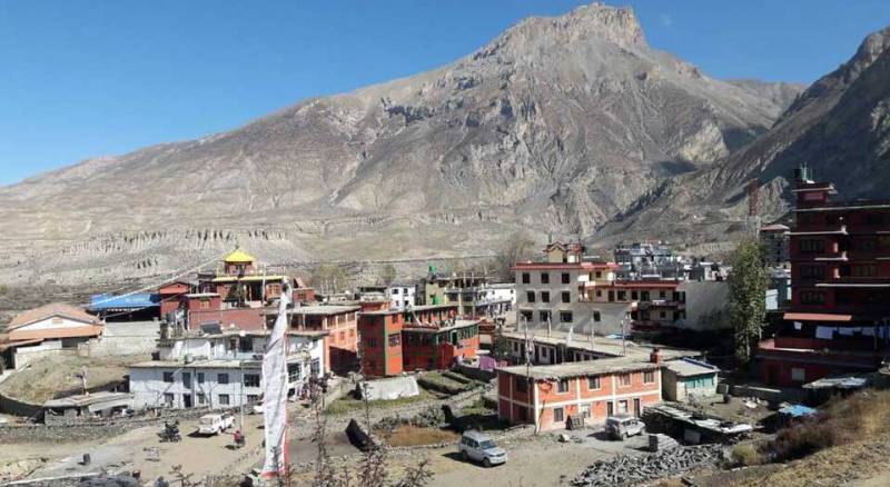 बाढीले बाटो बगाउँदा मुस्ताङसंँग सम्पर्क टुट्यो