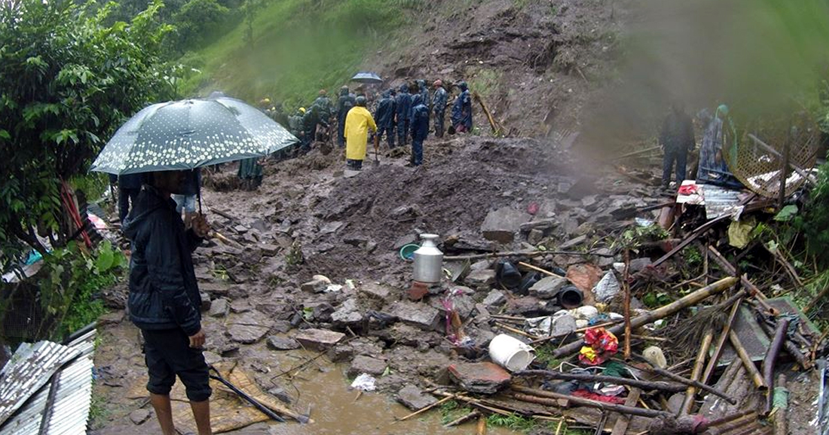 अविरल वर्षासँगै देशभर बाढी र पहिरोको वितण्डा, १२ को मृत्यु, दर्जनौं बेपत्ता