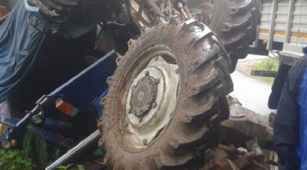 ट्र्याक्टर दुर्घटना हुँदा दुईको मृत्यु, पाँच घाइते