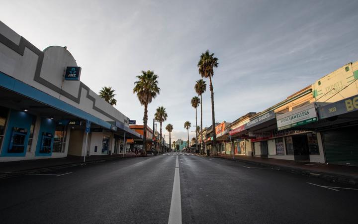 १०२ दिनपछि संक्रमित भेटिँदा न्यूजिल्याण्डको ठूलो शहर ओक्ल्याण्डमा फेरि लकडाउन