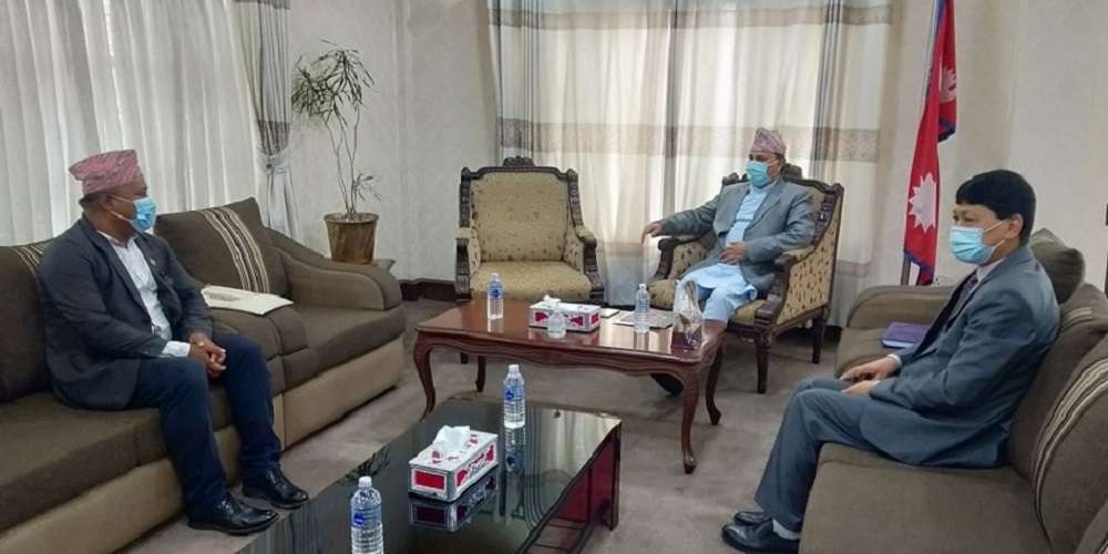 काठमाडौंमा सार्वजनिक यातायात तीन हप्ता बन्द गर्न उपत्यकाका मेयरहरुको सुझाव