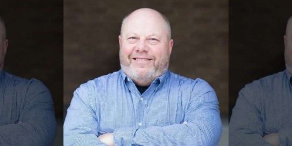 एक महिनाअघि नै मृत्यु भएका व्यक्ति अमेरिकाको सांसदमा निर्वाचित