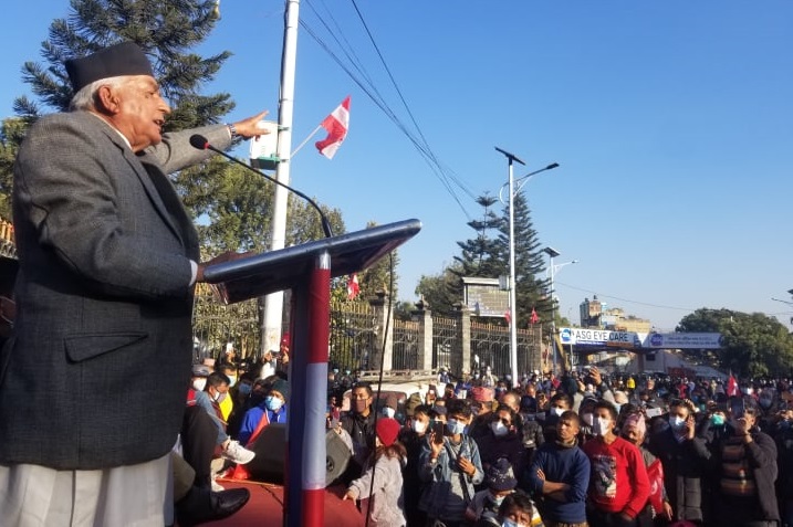 नेकपाका असन्तुष्ट नेतालाई पौडेलको सुझाव: संसद बोलाउनुस्, प्रधानमन्त्री फेर्नुस्