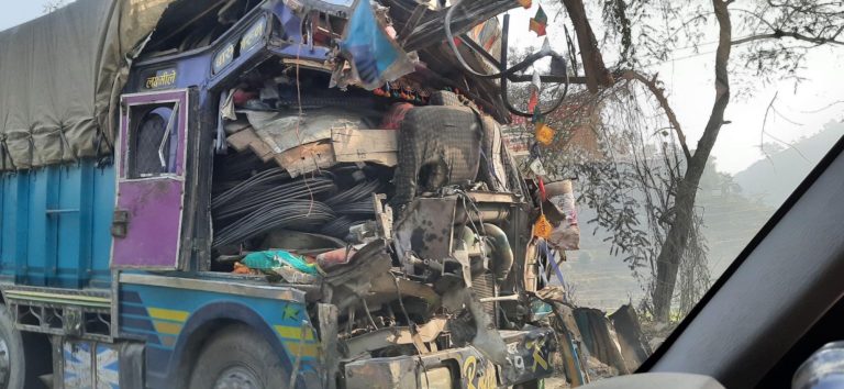 सिम्लेमा खतरनाक दुर्घटना, दुई जनाको मृत्यु