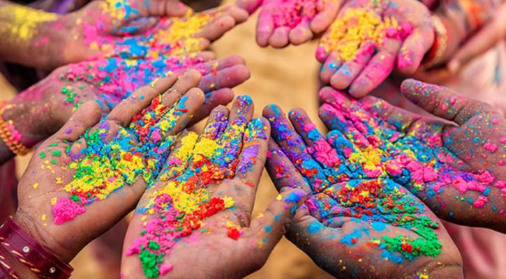 आज फागु पूर्णिमा, घर परिवारमा मात्रै होली मनाउन प्रशासनको आग्रह