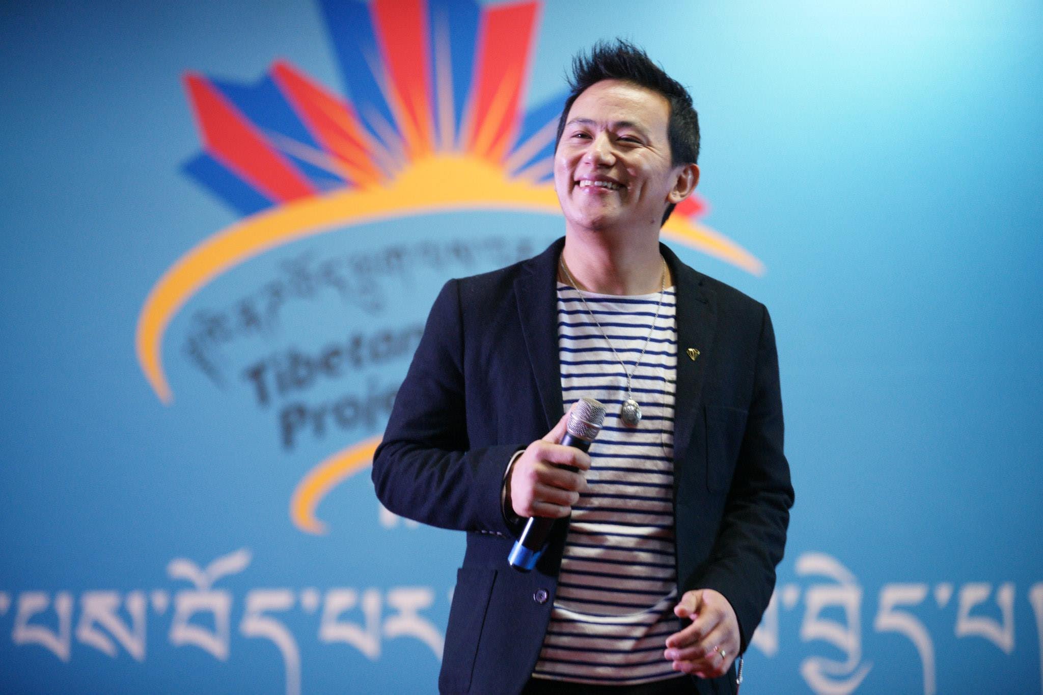 ‘द मंगोलियन शो’ मार्फत राजु लामाले दर्शक नचाउने