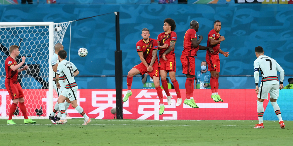 बेल्जियम क्वाटरफाइनलमा, पोर्चुगल बाहिरियो