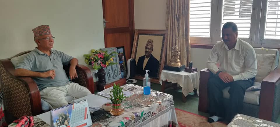 विप्लव र माधव नेपालबीच भेटवार्ता, के- के भयो कुराकानी ?