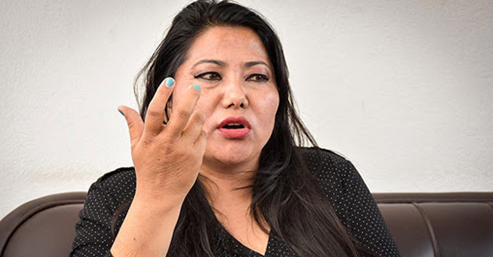 रक्षामन्त्रीमा रामकुमारी, पर्यटनबाट प्रेम आले आउट !