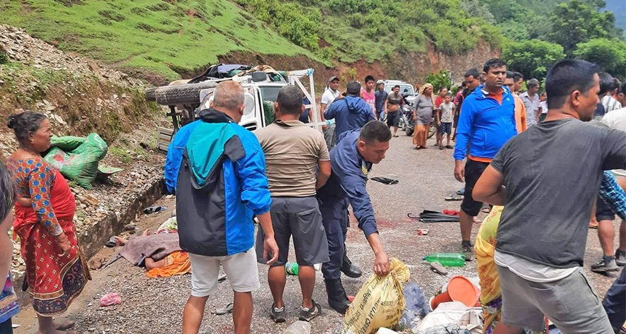 प्युठानमा जिप दुर्घटना, एक जनाको मृत्यु १४ जना घाइते