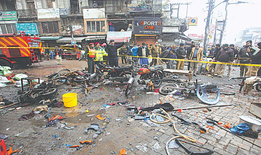 पाकिस्तान बम विस्फोटमा मृत्यु हुनेको संख्या ३९ पुग्यो