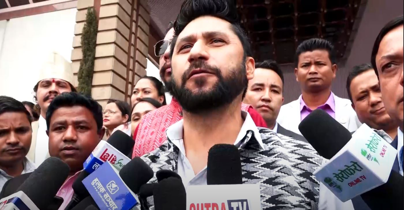 सभामुखले पक्षपाती व्यवहार देखाएको लामिछानेको आरोप