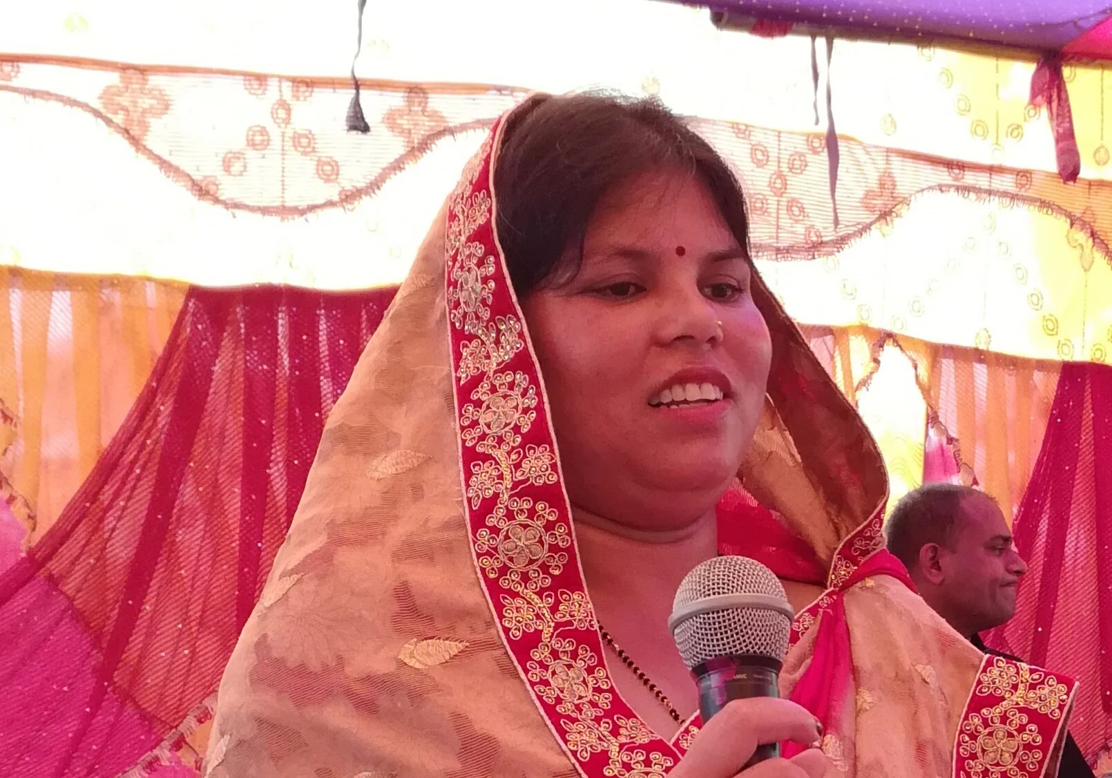 एमाले त्यागेकी प्रभु साहकी पत्नी रिनाको मेयर पद गुम्यो