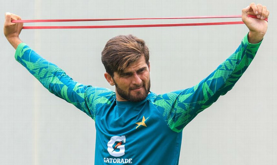 अफ्रिदीले अस्ट्रेलियाविरुद्धको तेस्रो टेस्ट खेल गुमाउने, आयुबले डेब्यु गर्दै