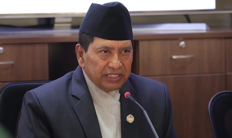 भिड देखेपछि मन्त्री ज्यू किन रोकिनु भएन ? आश्चर्य लागेको छ : गृहमन्त्री