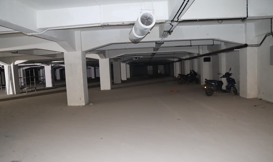 धरहरा क्षेत्रमा रहेको भवनमा भोलिदेखि निःशुल्क पार्किङकाे व्यवस्था