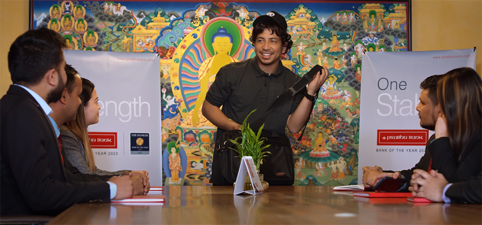 विज्ञापनले छोपिदिएको प्रकाश सपुतको श्रृजना