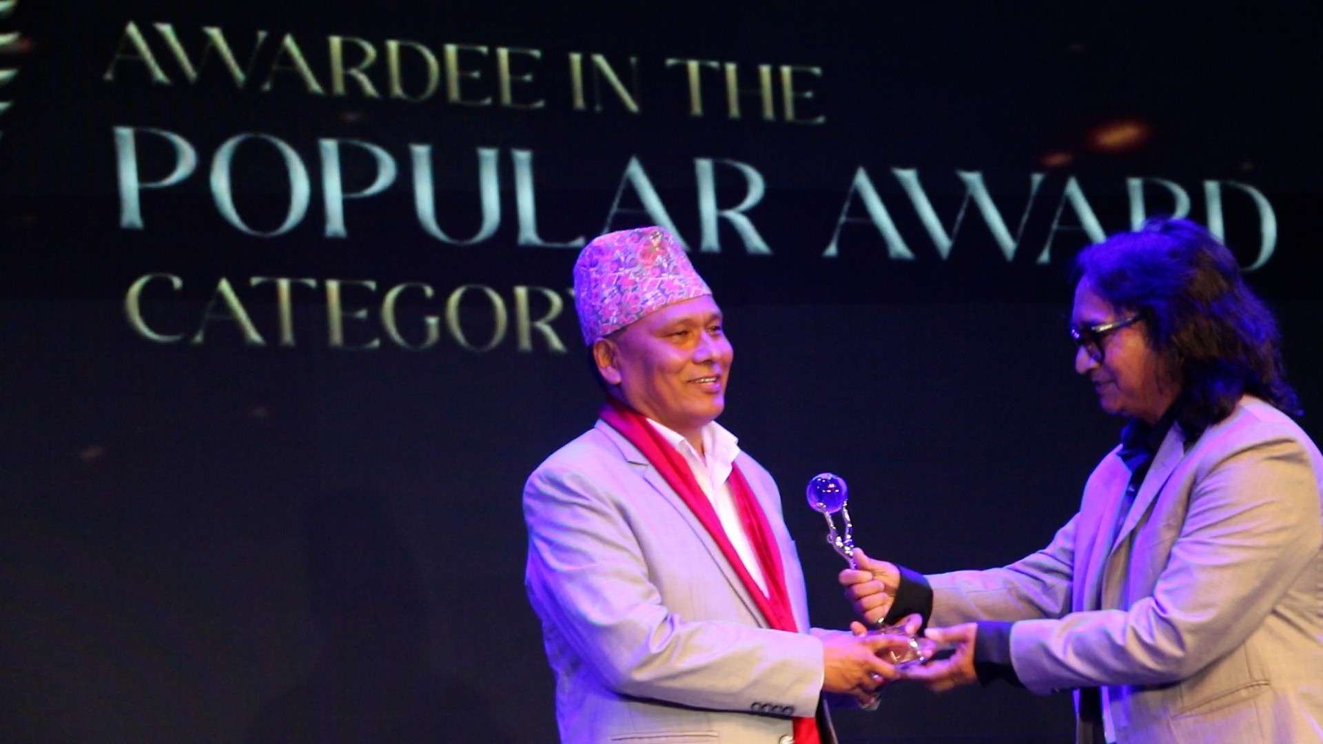 अमेरिकामा कुलमान घिसिङसहित ९ जनालाई ग्लोबल हिरो अवार्ड