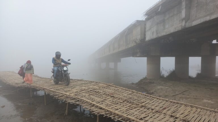 १७ वटा सडकको ठेक्का तोडिँदै सरकार