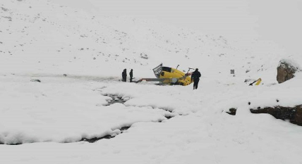 सोलुखुम्बुको लोबुचेमा हेलिकप्टर दुर्घटना