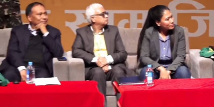 कुलमानको पार्टी घोषणामा पुगिन् सुमना श्रेष्ठ, मञ्चमै आसिन