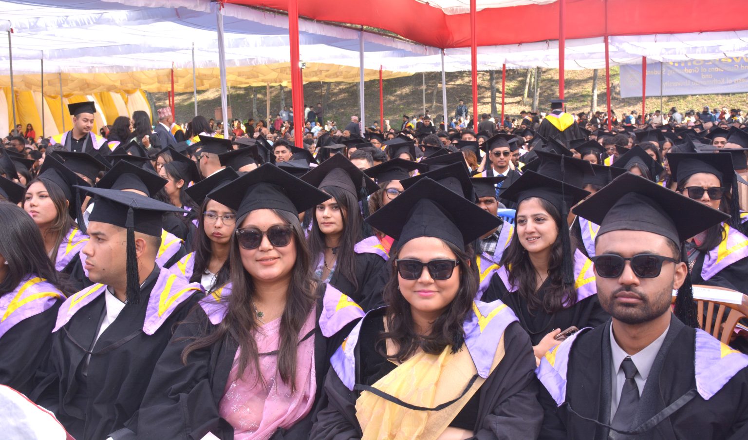 बेलायतलगायत १७ देशकासहित काठमाडौँ विश्वविद्यालयका दुई हजार दुई सय विद्यार्थी दीक्षित