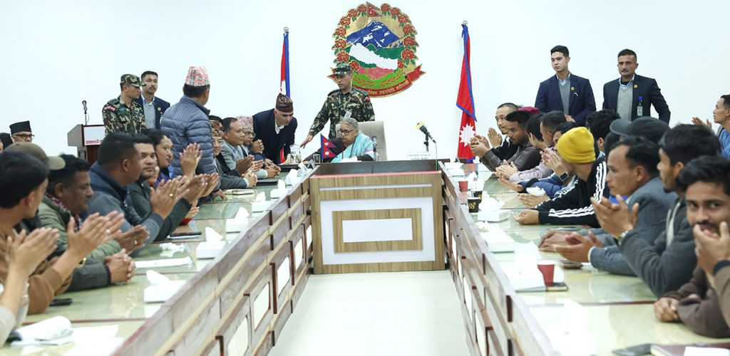 प्रधानमन्त्री र जेनजीबीच १० बुँदे सम्झौता, जेनजीको तर्फबाट भोजविक्रम थापाले गरे हस्ताक्षर