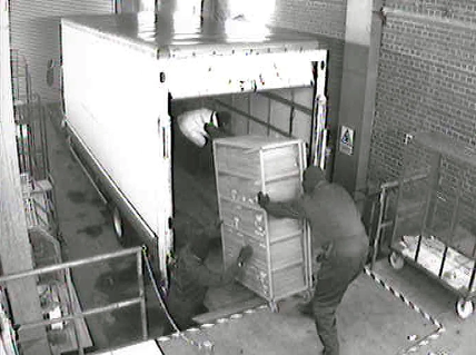 बेलायतमा दुई दशक अघि लुटिएको करोडौं पाउण्ड अझै रहस्यमय