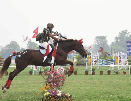 आज घोडेजात्रा पर्व मनाइँदै, नेपाली सेनाले टुँडिखेलमा अश्वकला प्रदर्शन गर्दै