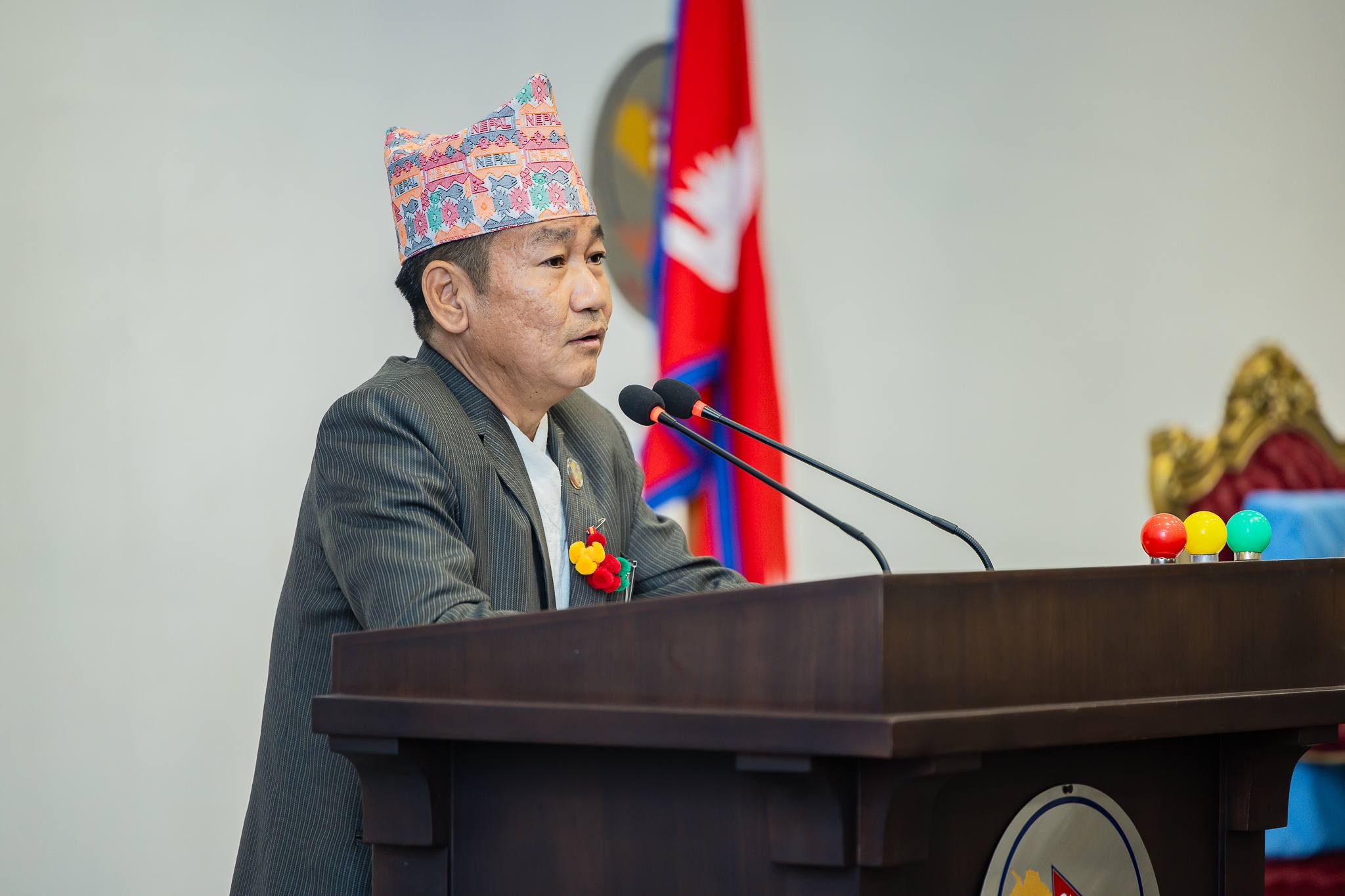 कार्यकारी राष्ट्रपतिका पक्षमा हर्क साम्पाङ