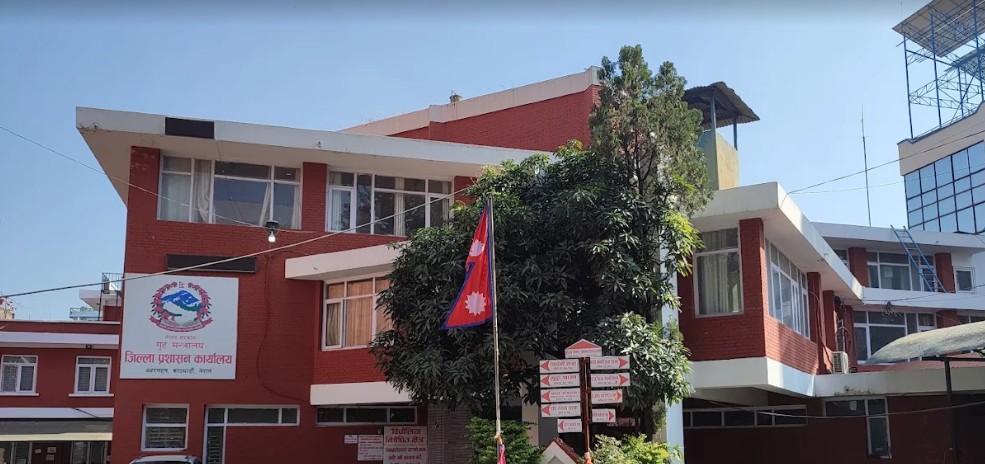 काठमाडौँमा सार्वजनिक जग्गामा बनेका घरटहरा हटाउन शुक्रबारदेखि डोजर चलाइने