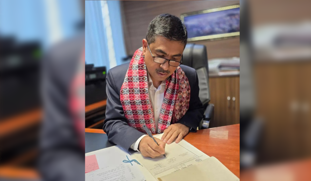 नेपाल विद्युत् प्राधिकरणको निमित्त कार्यकारी निर्देशकमा दीर्घायु कुमार श्रेष्ठ नियुक्त
