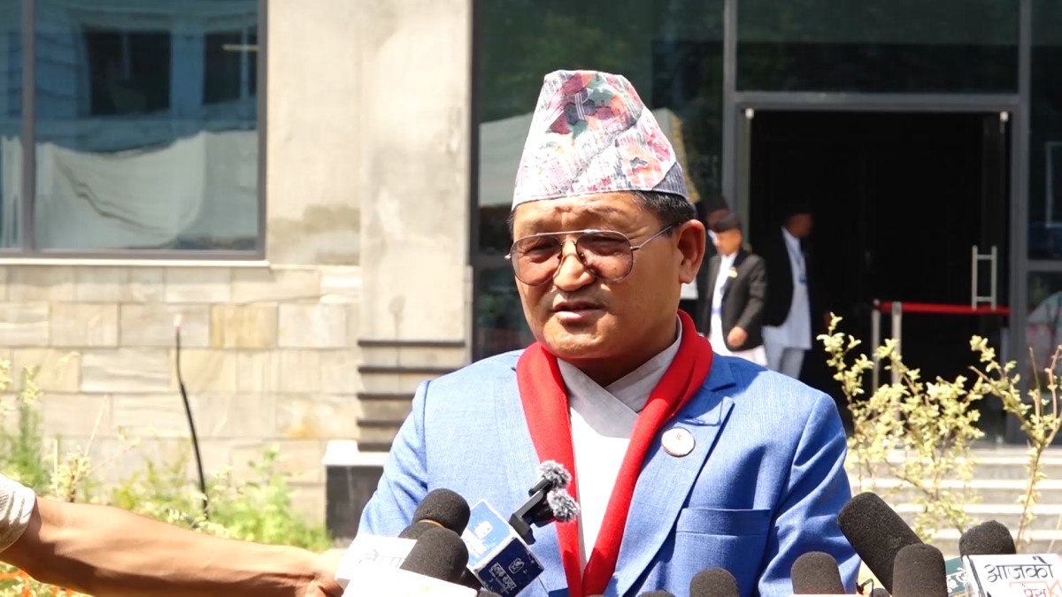संसद्को एक पनि बैठक नछुटाउने पाँचथरका केरुङ, जनताको पक्षमा सरकारलाई निरन्तर दबाब
