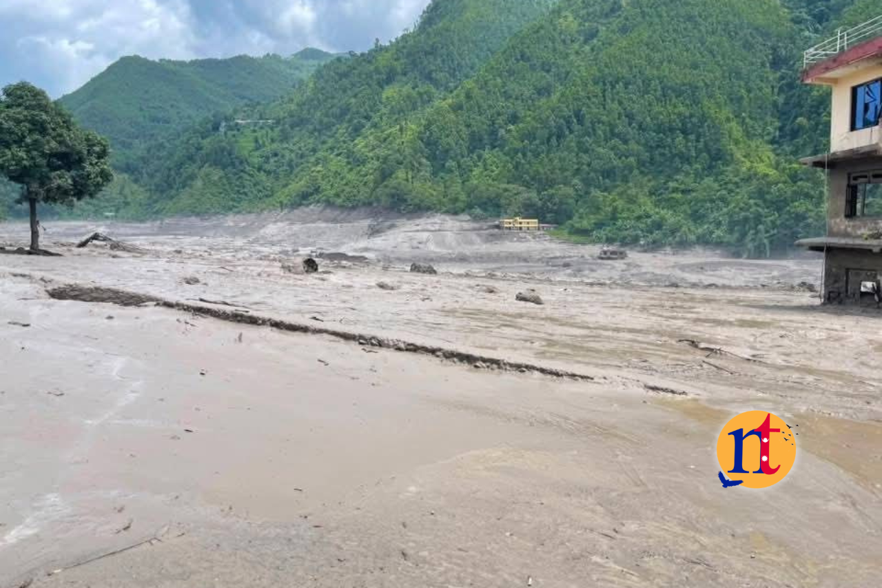 बाढीका कारण सम्पर्कविहीन पर्यटक संख्या ६४४ पुग्यो