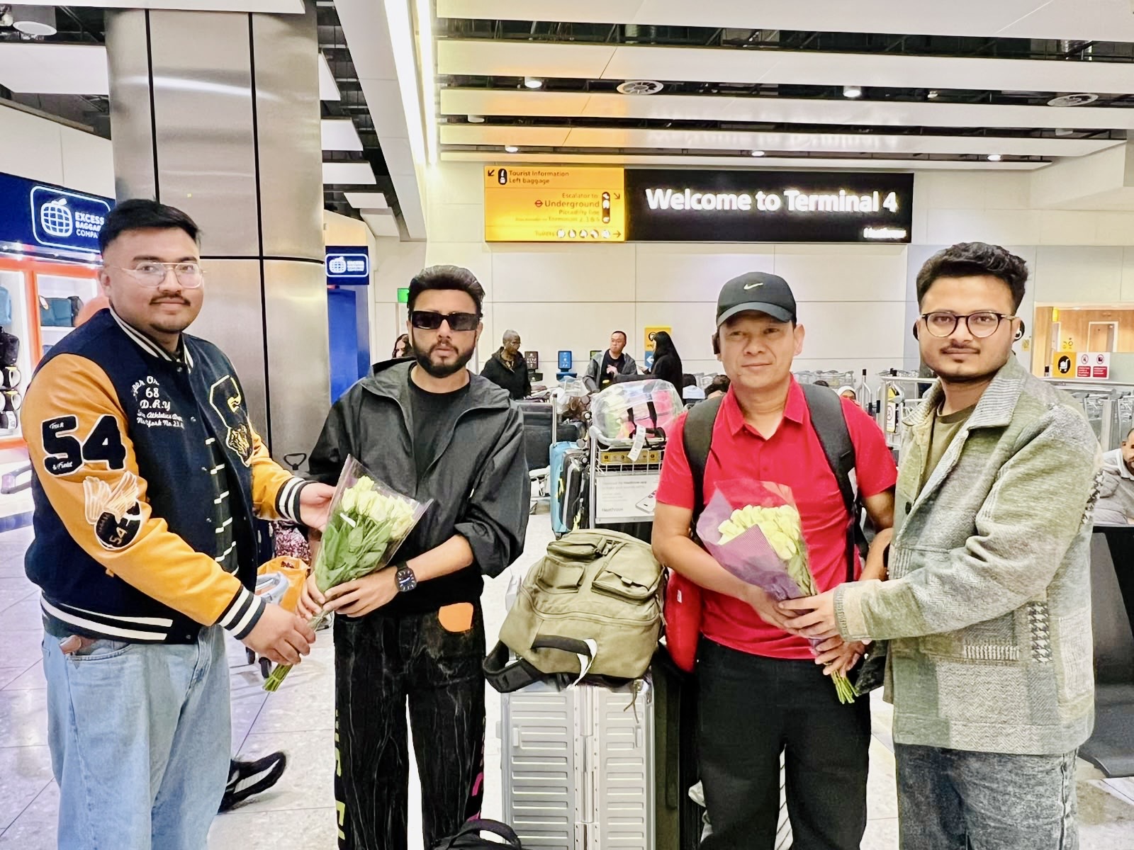 लन्डनमा तीज विशेष कार्यक्रम, बद्री पंगेनी र दुर्गेश थापा बेलायत आइपुगे